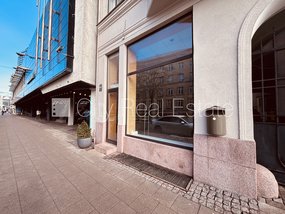 Iznomā komerctelpas Rīgā, Centrā 516055