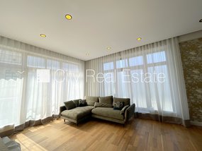 Izīrē dzīvokli Rīgā, Centrā 515180