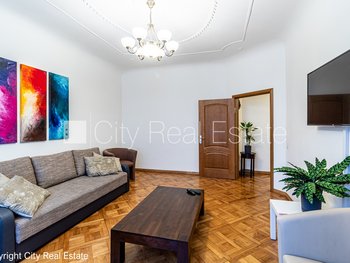 Izīrē dzīvokli Rīgā, Centrā 515444