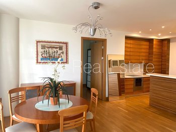 Pārdod dzīvokli Rīgā, Centrā 517979