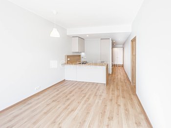 Izīrē dzīvokli Rīgā, Centrā 516131