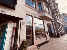 Iznomā komerctelpas Rīgā, Centrā 516055