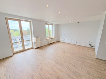 Pārdod dzīvokli Rīgas rajonā, Baložos 517447