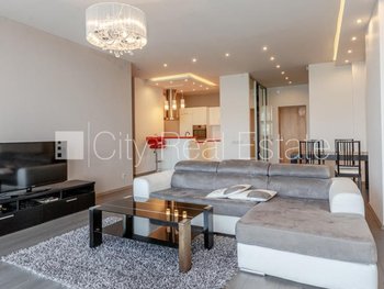 Pārdod dzīvokli Rīgā, Dzegužkalnā 424172