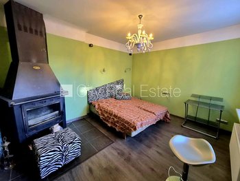 Izīrē dzīvokli Rīgā, Centrā 518196