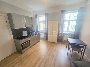 Izīrē dzīvokli Rīgā, Centrā 518104