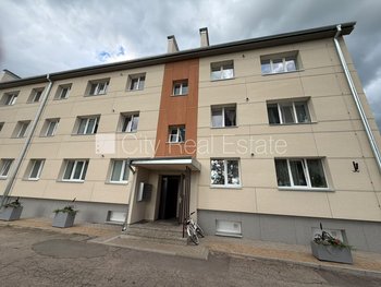 Pārdod dzīvokli Bauskas rajonā, Ceraukstes pagasts 517984