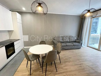 Izīrē dzīvokli Rīgā, Centrā 515870